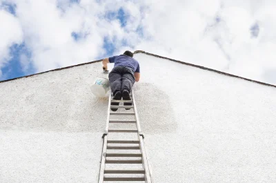 Peinture extérieure au Bousquet — façades et ravalement